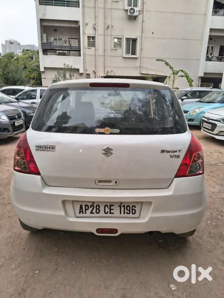 Maruti Suzuki Swift 2008 Petrol Manual