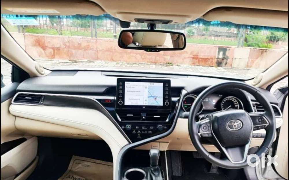 Toyota Camry Hybrid, 2024, Cng & Hybrids