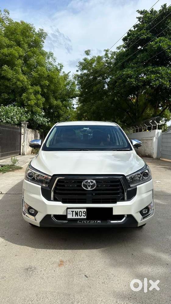 Toyota Innova Crysta 2.8z Automatic, 2018, Diesel