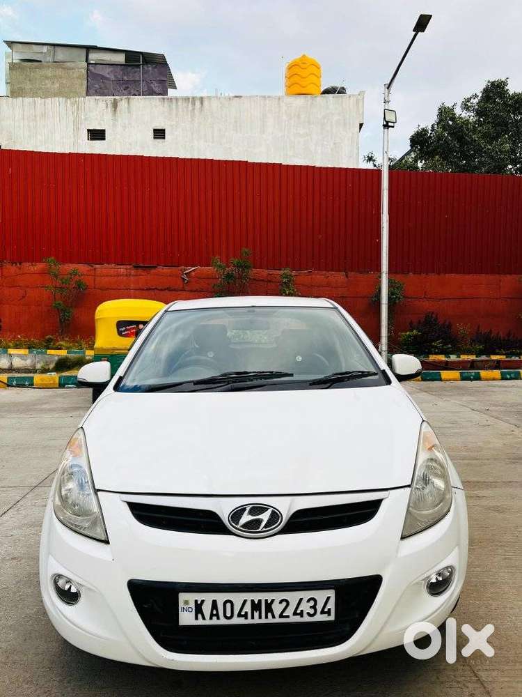 Hyundai I20 2009-2011 Asta, 2012, Diesel