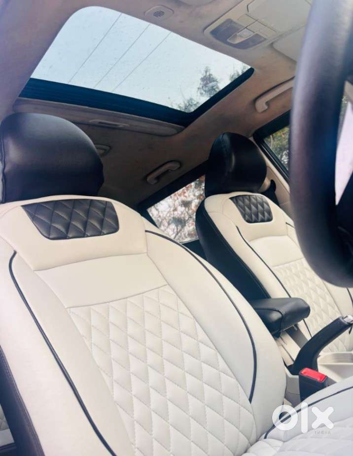 Mahindra Xuv300 W8 (o) 1.5 Diesel Amt, 2019, Diesel