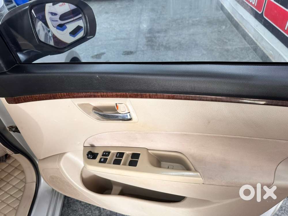 Maruti Dzire Vxi 2012