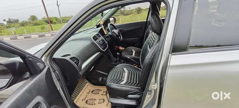 Maruti Brezza Silver Vxi 2021  Vip Number 3000  36k Driven