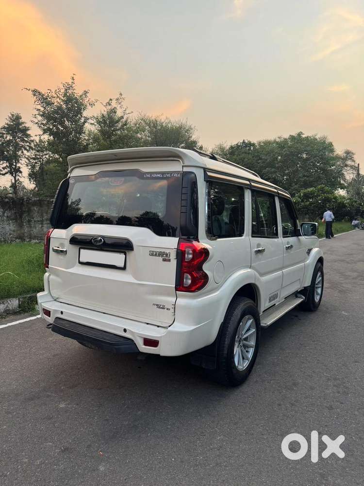 Mahindra Scorpio Classic 2.2 S 11 Mt 7 Str, 2021, Diesel