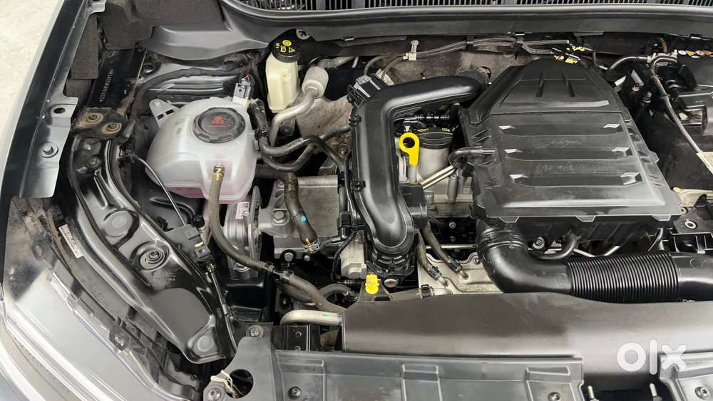 Volkswagen Taigun Topline 1.0 Tsi At (electric Seats), 2022, Petrol