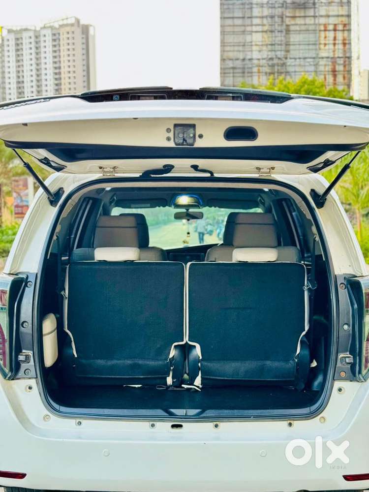 Toyota Innova Crysta 2.8 Zx At, 2016, Diesel