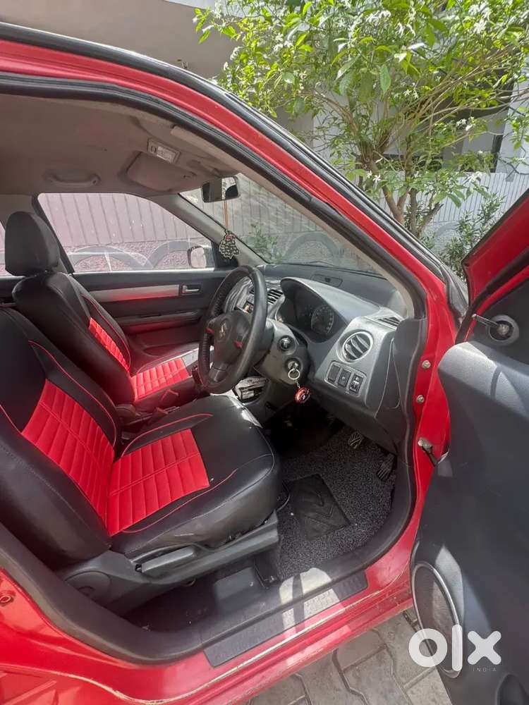 Red Swift Car In Good Condition 2007