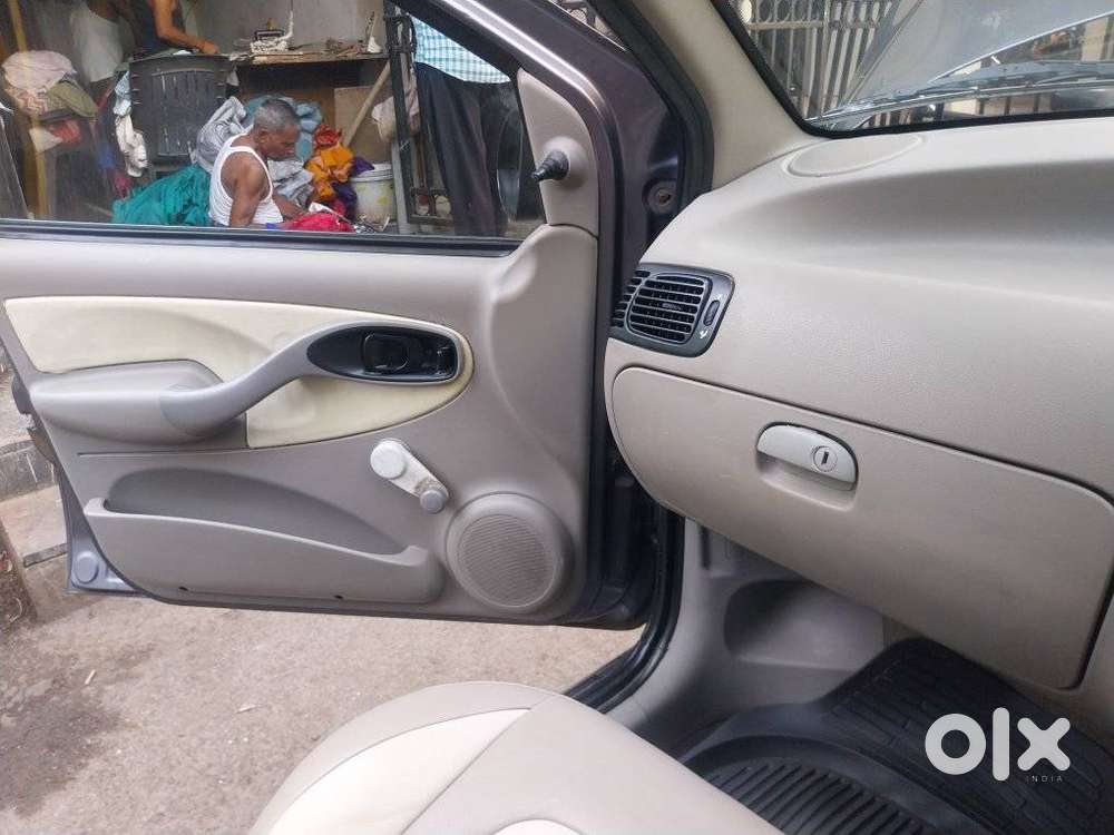 Tata Indigo Cs Gle, 2009, Petrol