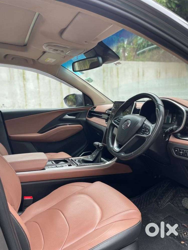 Mg Hector Plus Savvy Pro 1.5 Turbo Petrol Cvt 7 Str, 2024, Petrol