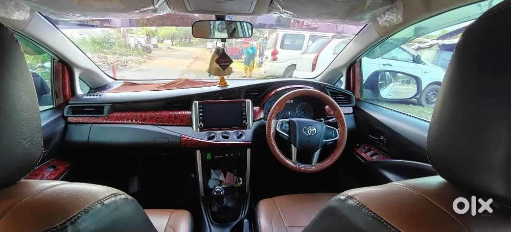 Toyota Innova Crysta 2023 Diesel Variant