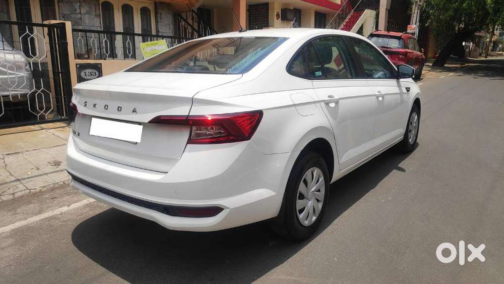 Skoda Slavia 1.0 Active Tsi, 2022, Petrol