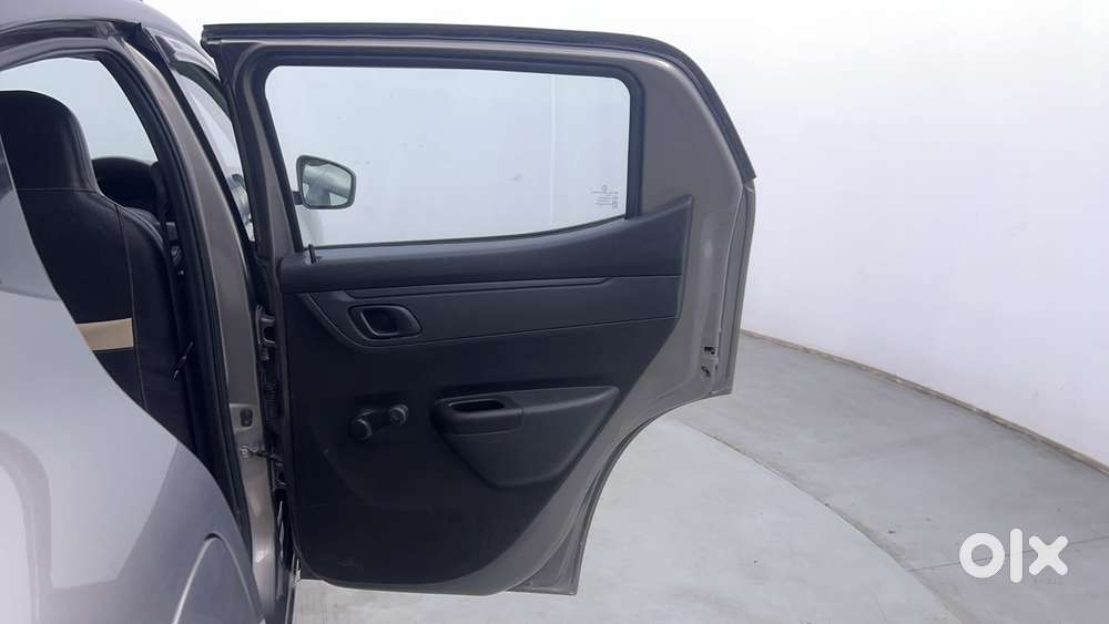 Renault Kwid 1.0 Rxt Sce Special (o), 2018, Petrol