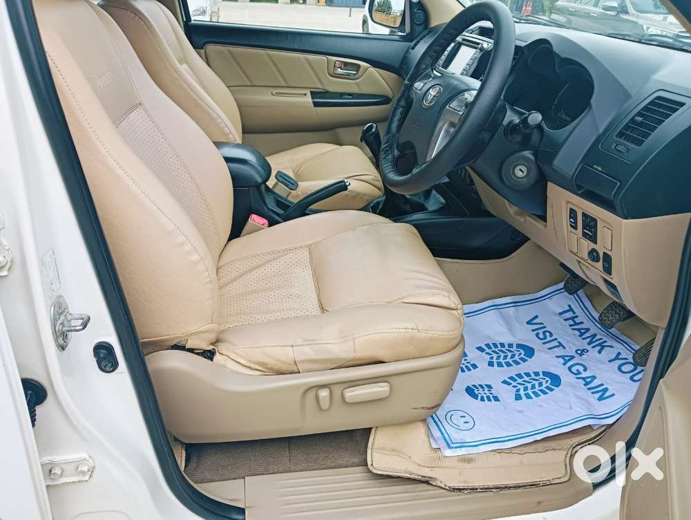 Toyota Fortuner 4x2 Manual, 2015, Diesel