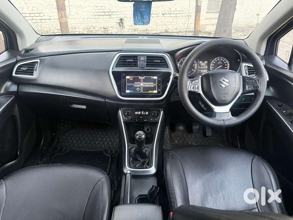 S Cross Hybrid 2019 Zdi+