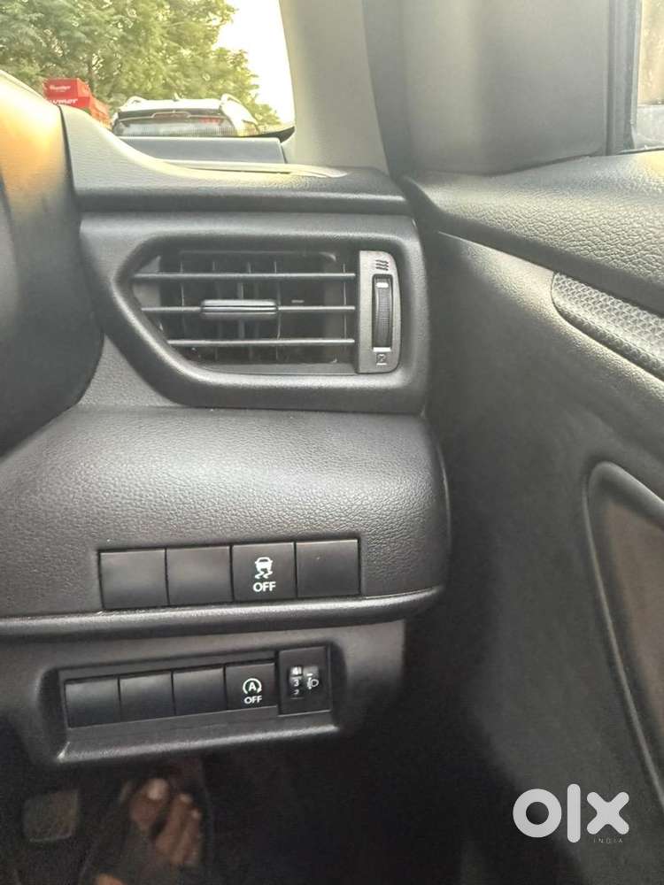 Maruti Suzuki Swift 2026 Petrol 1300 Km Driven