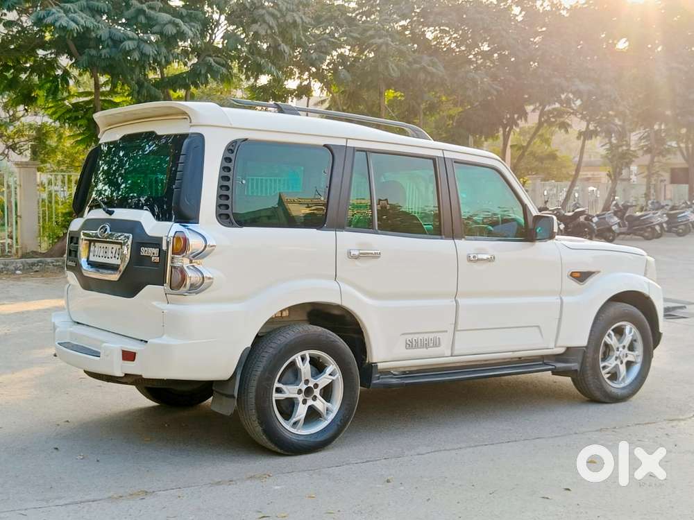 Mahindra Scorpio S10, 2017, Diesel