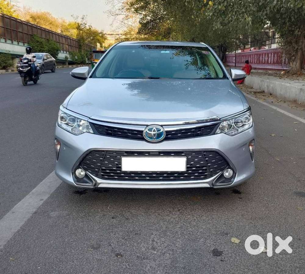 Toyota Camry Hybrid 2.5, 2016, Petrol