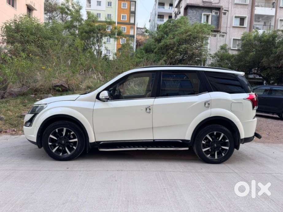 Mahindra Xuv500 W11 Option Awd, 2021, Diesel