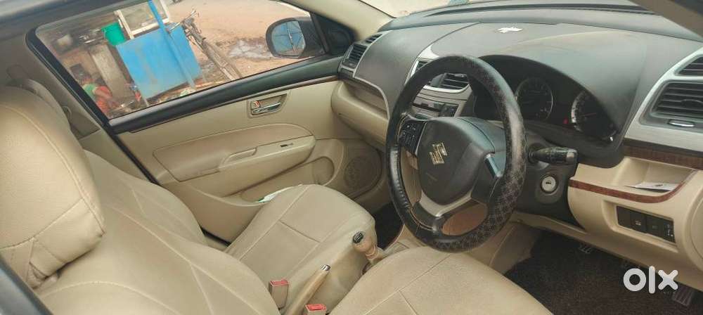 Maruti Suzuki Dzire 1.2 Vxi, 2014, Petrol