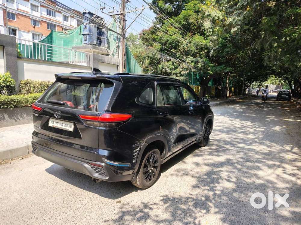 Toyota Innova Hycross 2.0 Gx 8 Str, 2023, Petrol