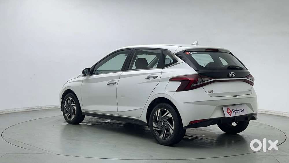 Hyundai I20 Asta (o) 1.2 Ivt, 2022, Petrol