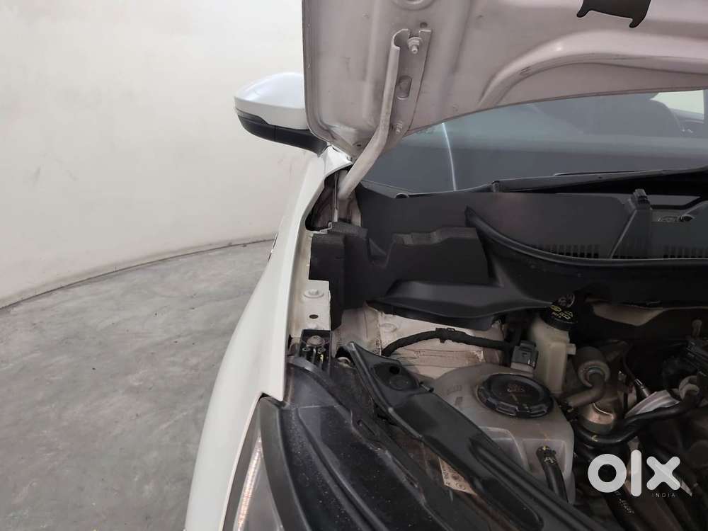 Skoda Kushaq Ambition 1.0l Tsi Mt, 2022, Petrol
