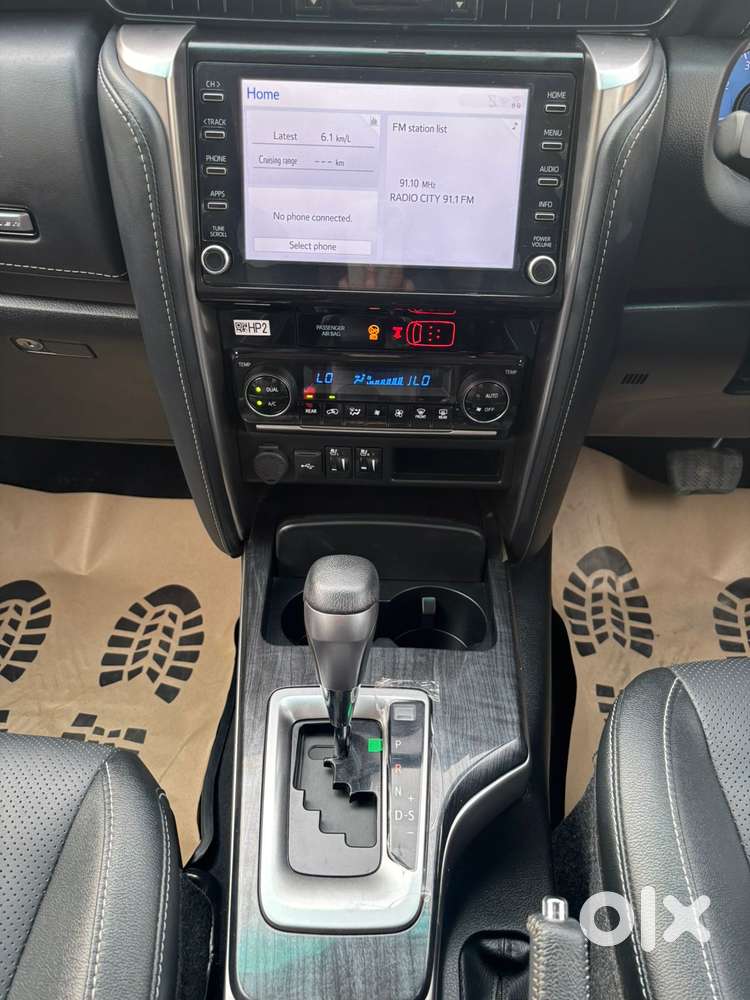 Toyota Fortuner 4x2 At 2.7 Petrol, 2025, Petrol