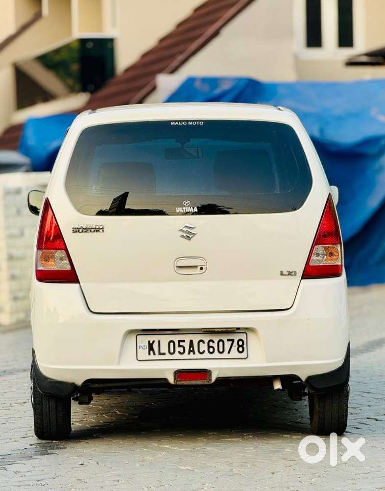 Maruti Suzuki Zen Estilo Lxi Bs Iv, 2011, Petrol