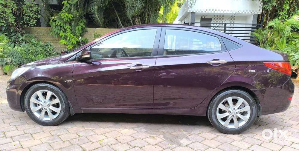 Hyundai Verna Fluidic 1.6 Vtvt Sx Opt, 2012, Petrol