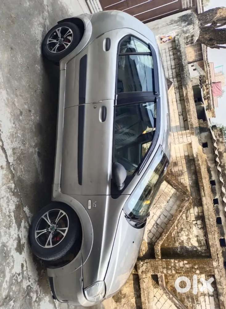 Tata Indica 2010