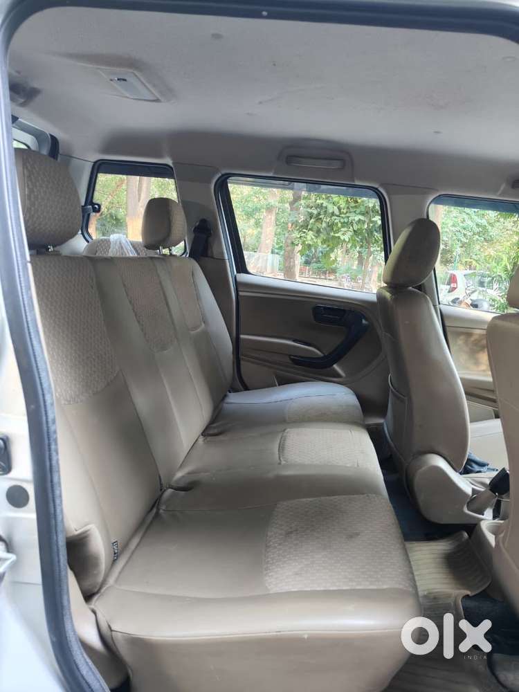 Mahindra Tuv 300 T6 Plus, 2017, Diesel