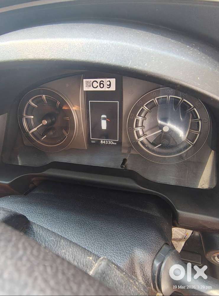 Toyota Innova Crysta 2018 Diesel Well Maintained