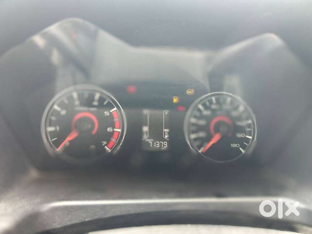 Mahindra Kuv 100, 2016, Petrol
