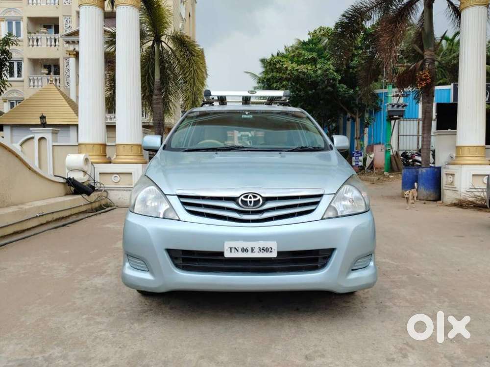 Toyota Innova 2.5 G (diesel) 8 Seater, 2011, Diesel