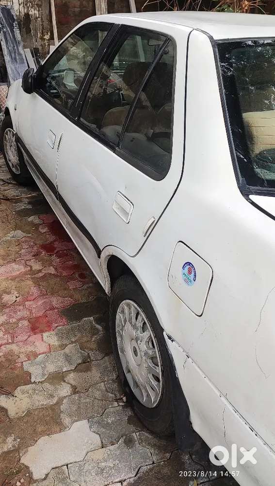 Maruti Suzuki Esteem 2004