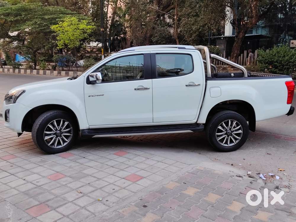 Isuzu D-max V-cross Z Prestige, 2023, Diesel