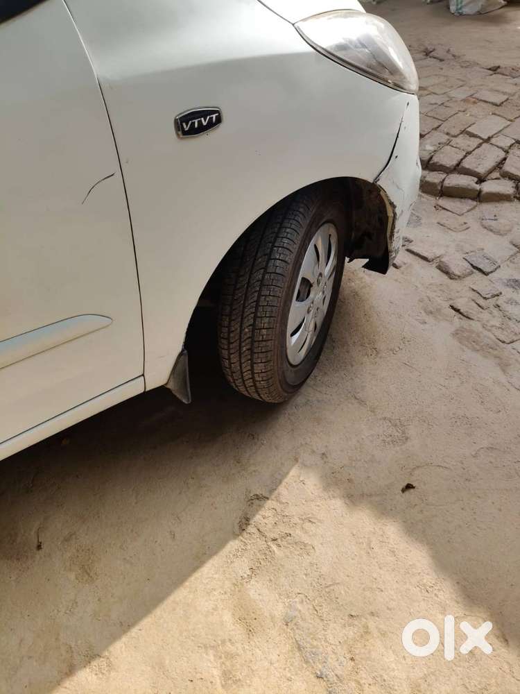 Hyundai I10 2012 Petrol 71515 Km Driven