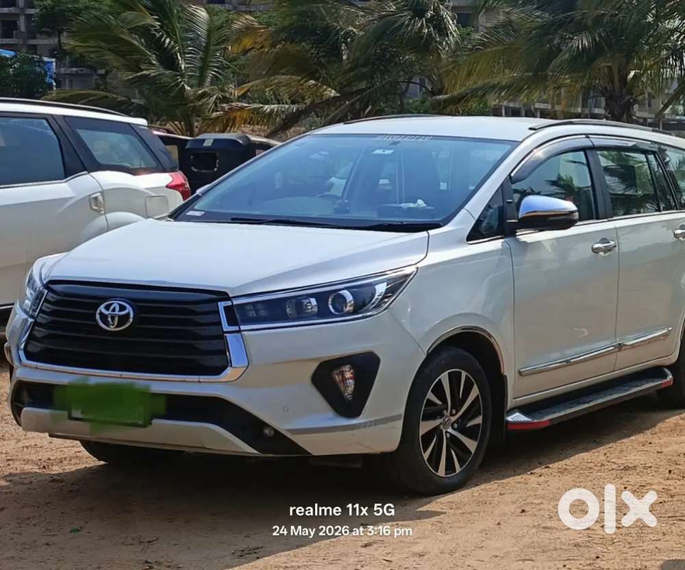 Toyota Innova Crysta 2022