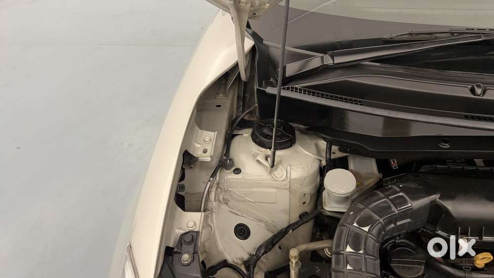 Maruti Suzuki Swift Amt Zxi, 2019, Petrol
