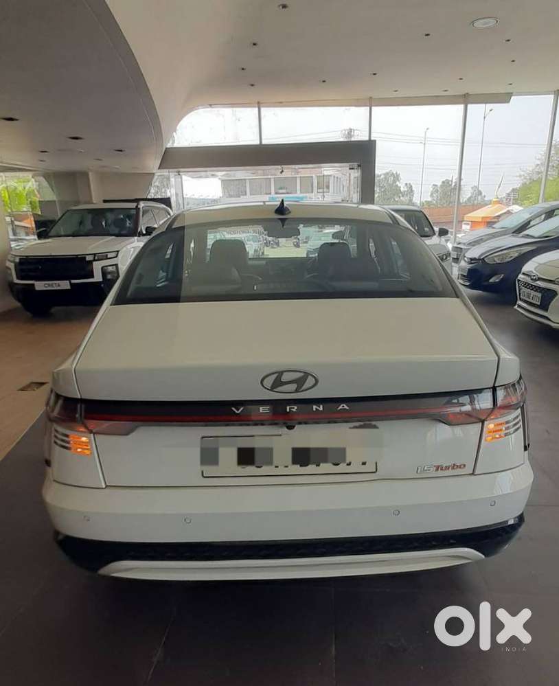 Hyundai Verna Sx(o) Turbo, 2023, Petrol