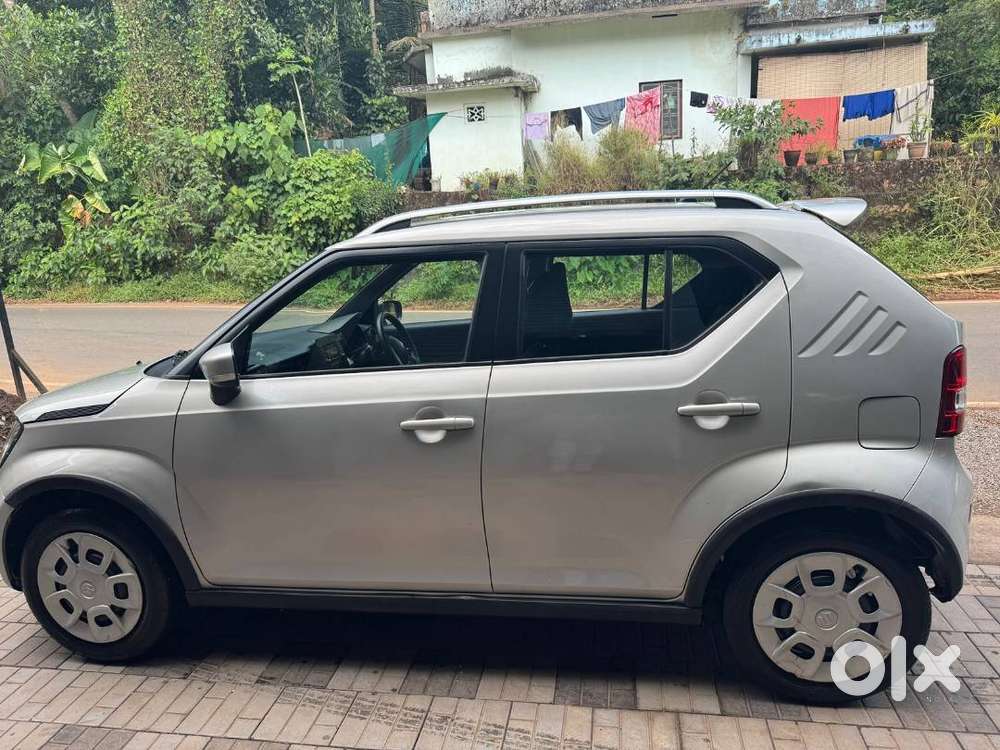 Good Condtion, No Replacemnt, Single Ownership, Silver Color