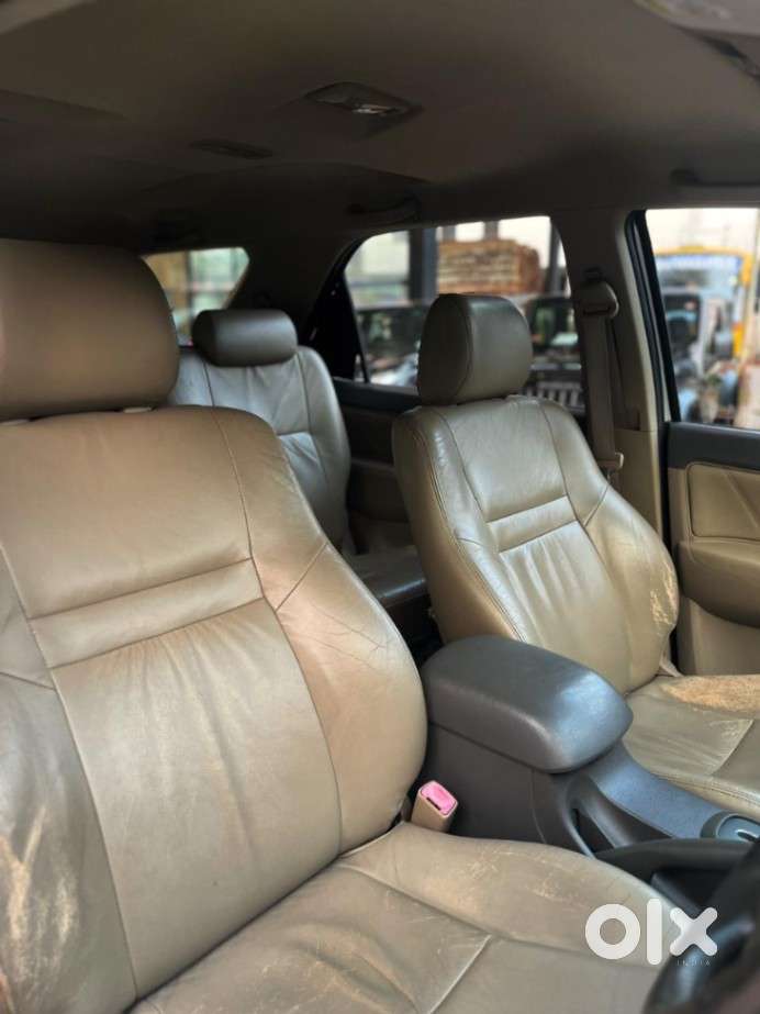 Toyota Fortuner, 2012, Diesel