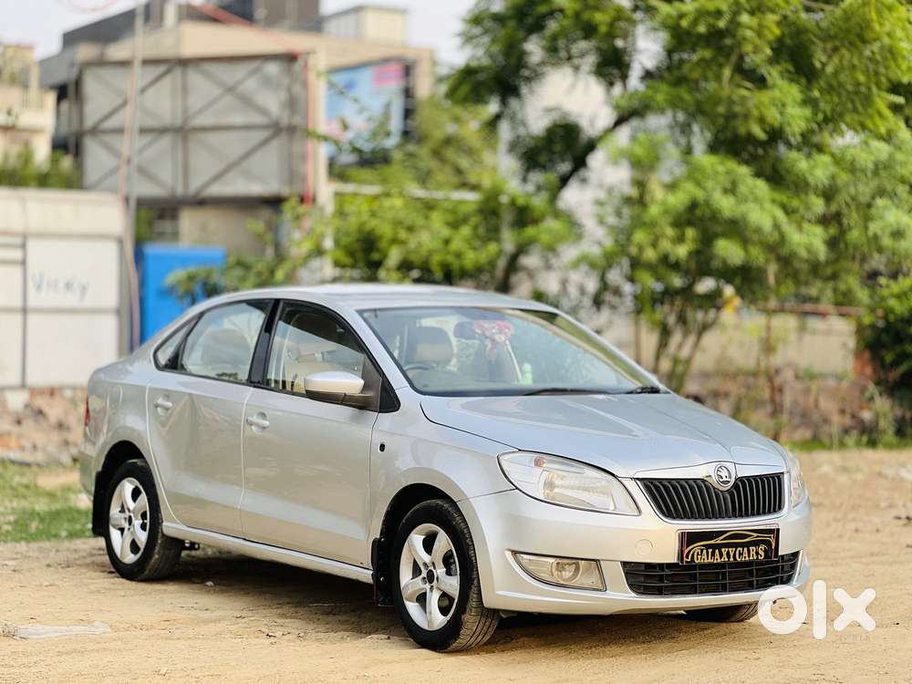Skoda Rapid 1.6 Mpi Elegance Plus, 2013, Petrol