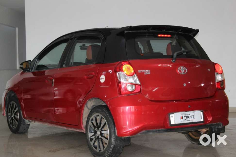 Toyota Etios Liva 1.2 V, 2017, Petrol