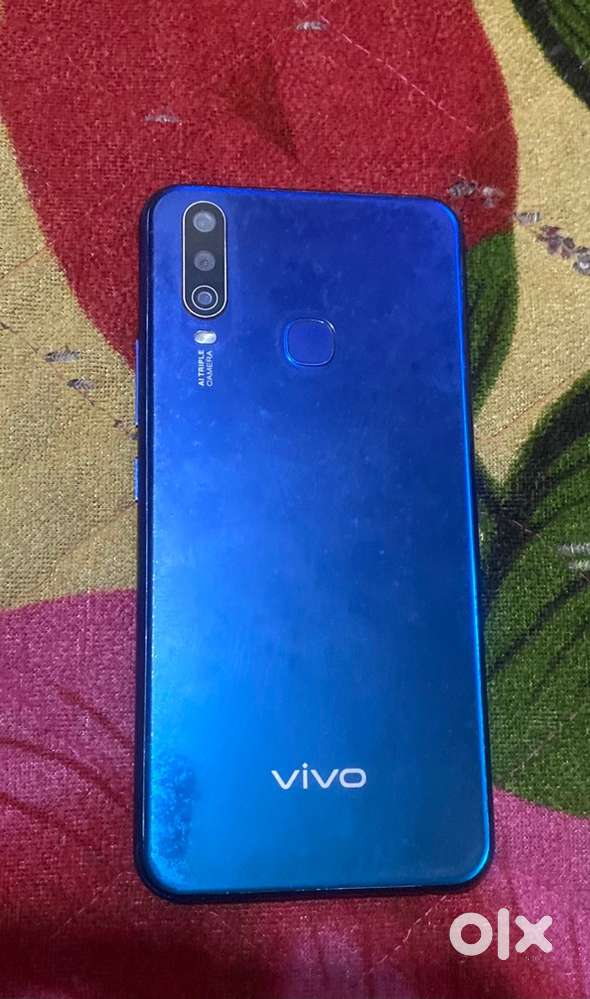 VIVO Y15. 4G  64 internal