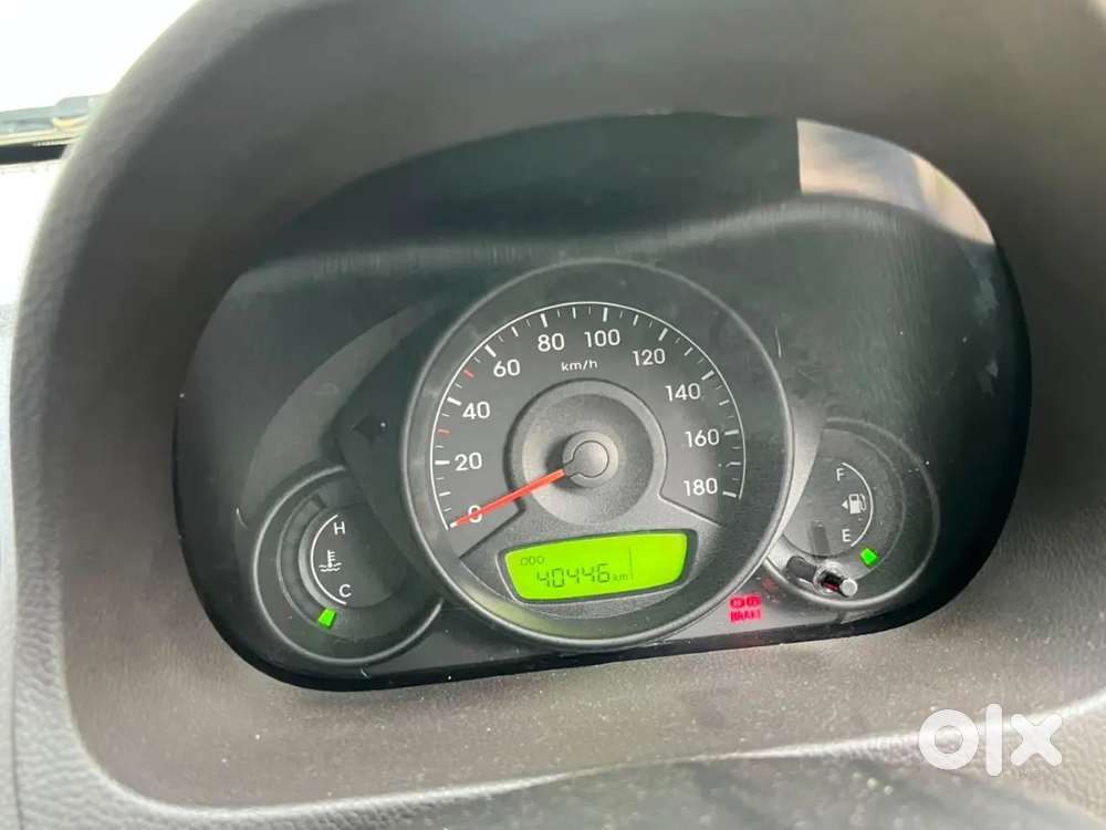 Hyundai Eon Magna 2012