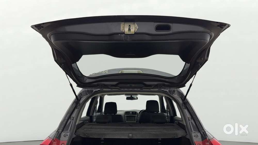 Maruti Suzuki Vitara Brezza 1.5 Zxi Plus At, 2021, Petrol