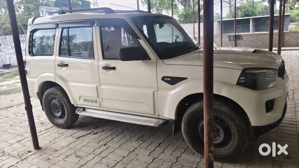 Maruti Suzuki Ertiga 2022 Cng & Hybrids 65000 Km Driven