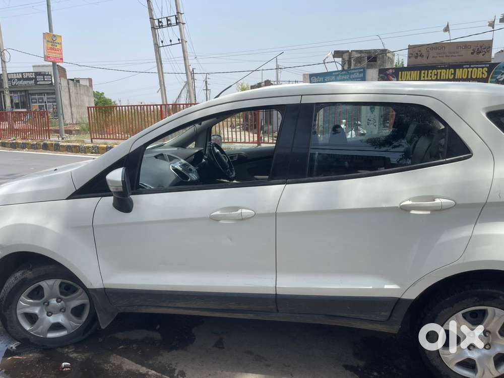 Ford Ecosport 2015 Diesel 84000 Km Driven Well Maintained