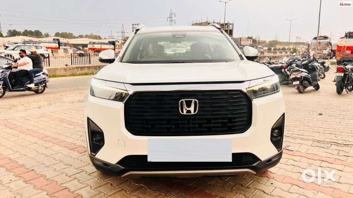 Honda Elevate Zx Cvt, 2023, Petrol